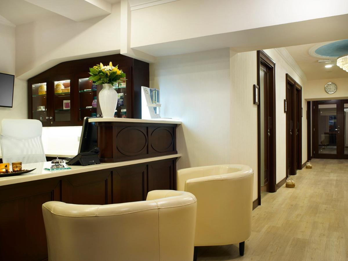 Ea Hotel Elefant Κάρλοβι Βάρι Εξωτερικό φωτογραφία