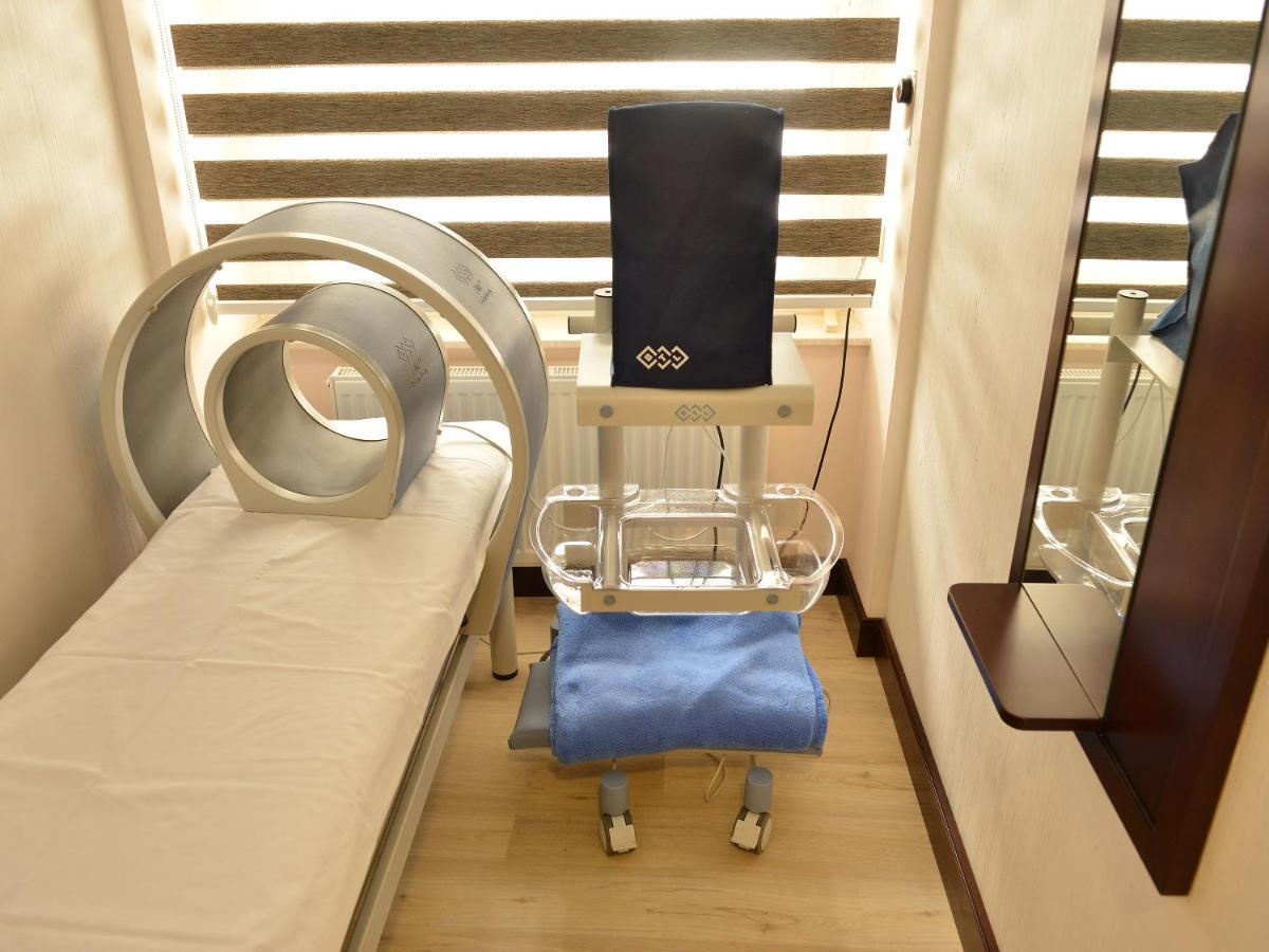 Ea Hotel Elefant Κάρλοβι Βάρι Εξωτερικό φωτογραφία
