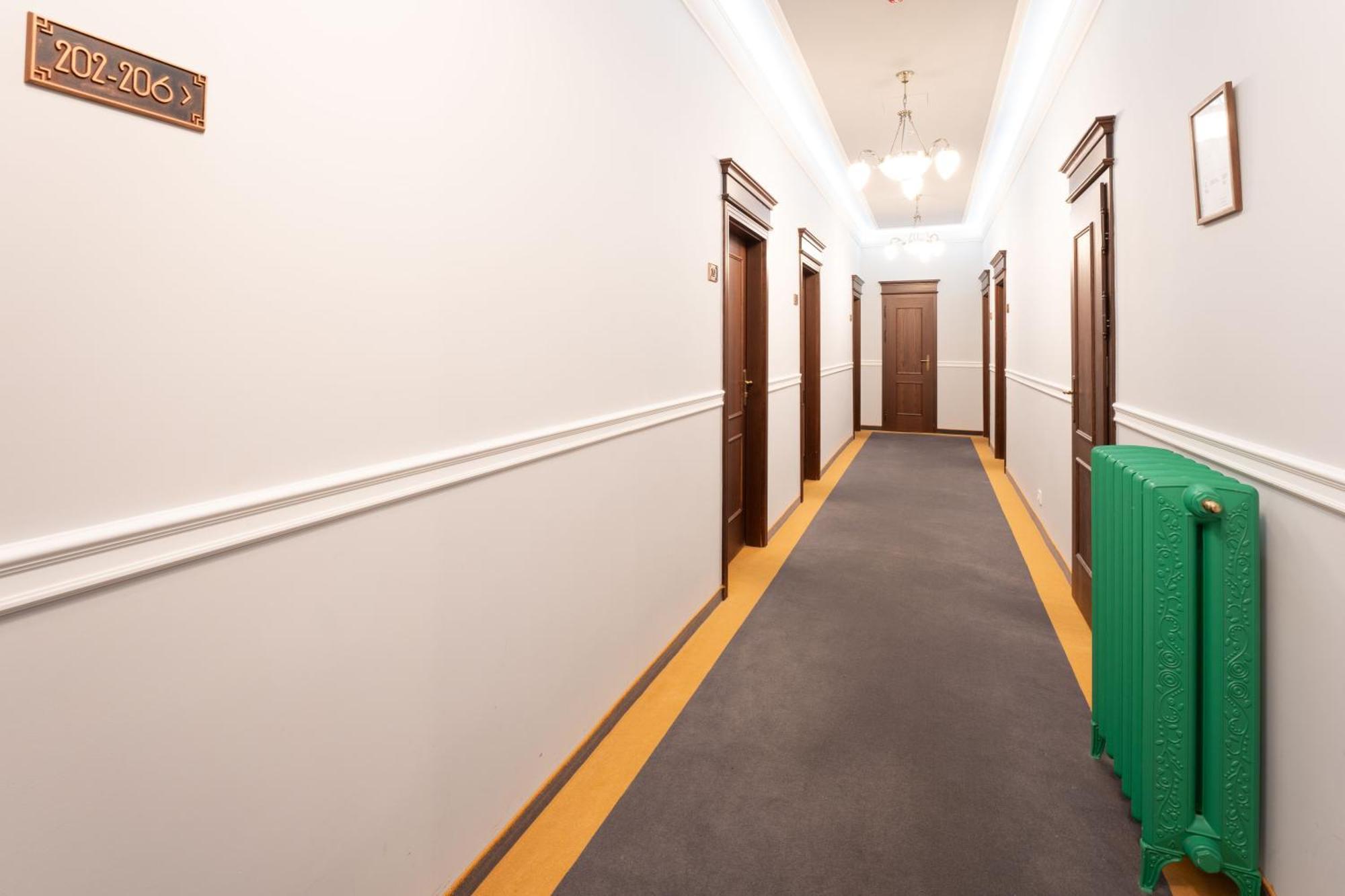 Ea Hotel Elefant Κάρλοβι Βάρι Εξωτερικό φωτογραφία