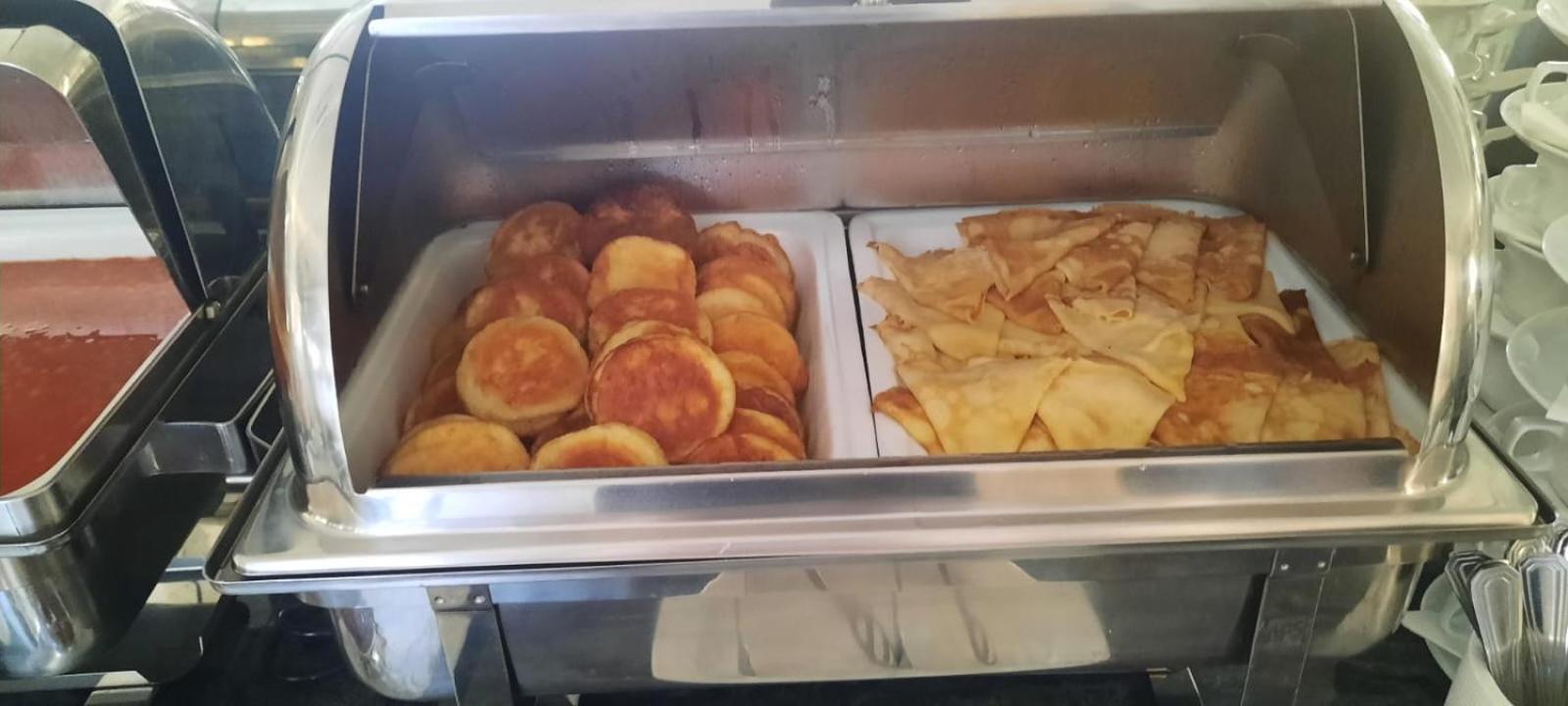 Ea Hotel Elefant Κάρλοβι Βάρι Εξωτερικό φωτογραφία