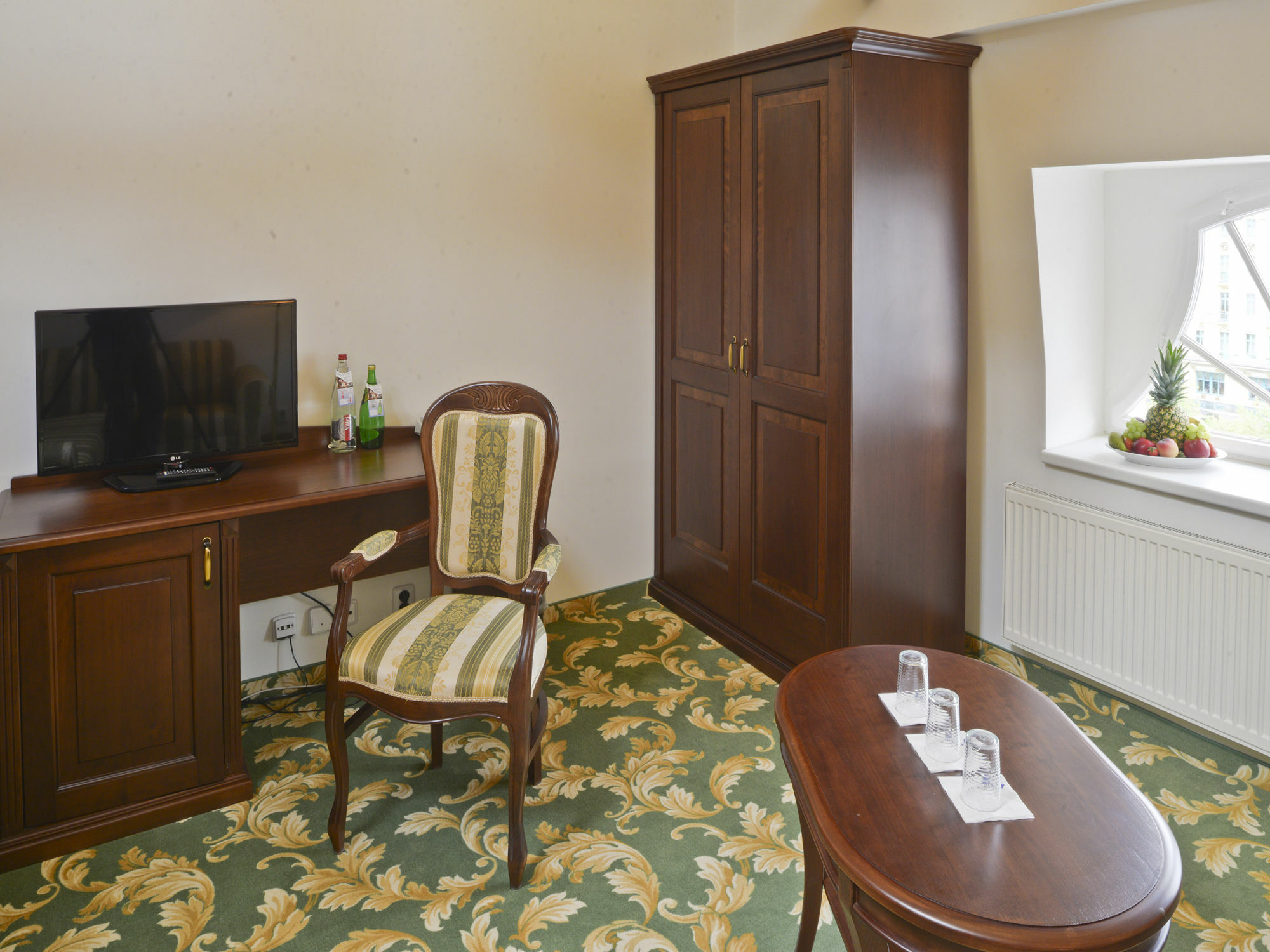 Ea Hotel Elefant Κάρλοβι Βάρι Εξωτερικό φωτογραφία